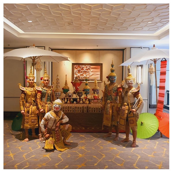 สาธิตการวาดหน้าโขน ณ The Athenee Hotel, a Luxury Collection Hotel, Bangkok